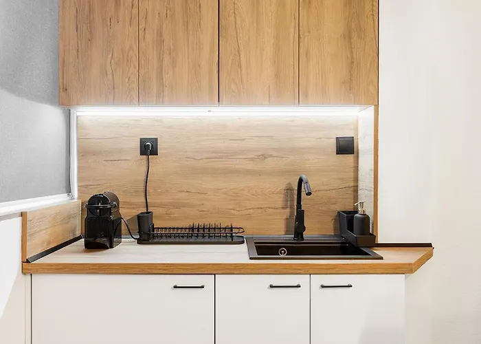 Agia 3-comfort Sofía